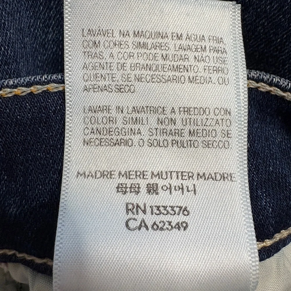 MOTHER The Insider Crop Step Fray in Not Rough Enough Medium Blue Wash Size 26
